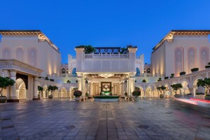 Property entrance - Shangri-La, Qaryat Al Beri, Abu Dhabi (Abu Dhabi)