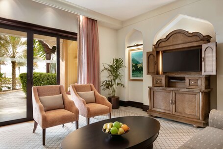 Shangri La, Qaryat Al Beri, Abu Dhabi - Image 68