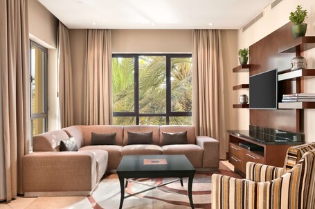Shangri La, Qaryat Al Beri, Abu Dhabi - Image 34