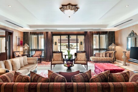 Shangri La, Qaryat Al Beri, Abu Dhabi - Image 64