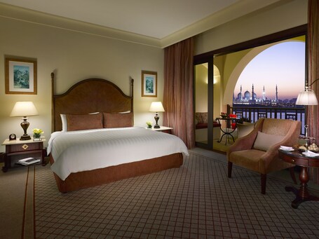 Shangri La, Qaryat Al Beri, Abu Dhabi - Image 156