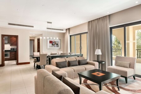 Shangri La, Qaryat Al Beri, Abu Dhabi - Image 69