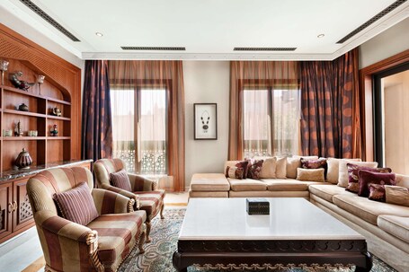 Shangri La, Qaryat Al Beri, Abu Dhabi - Image 21