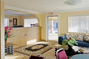 Lobby - Americas Best Value Inn Gainesville, TX (Gainesville)