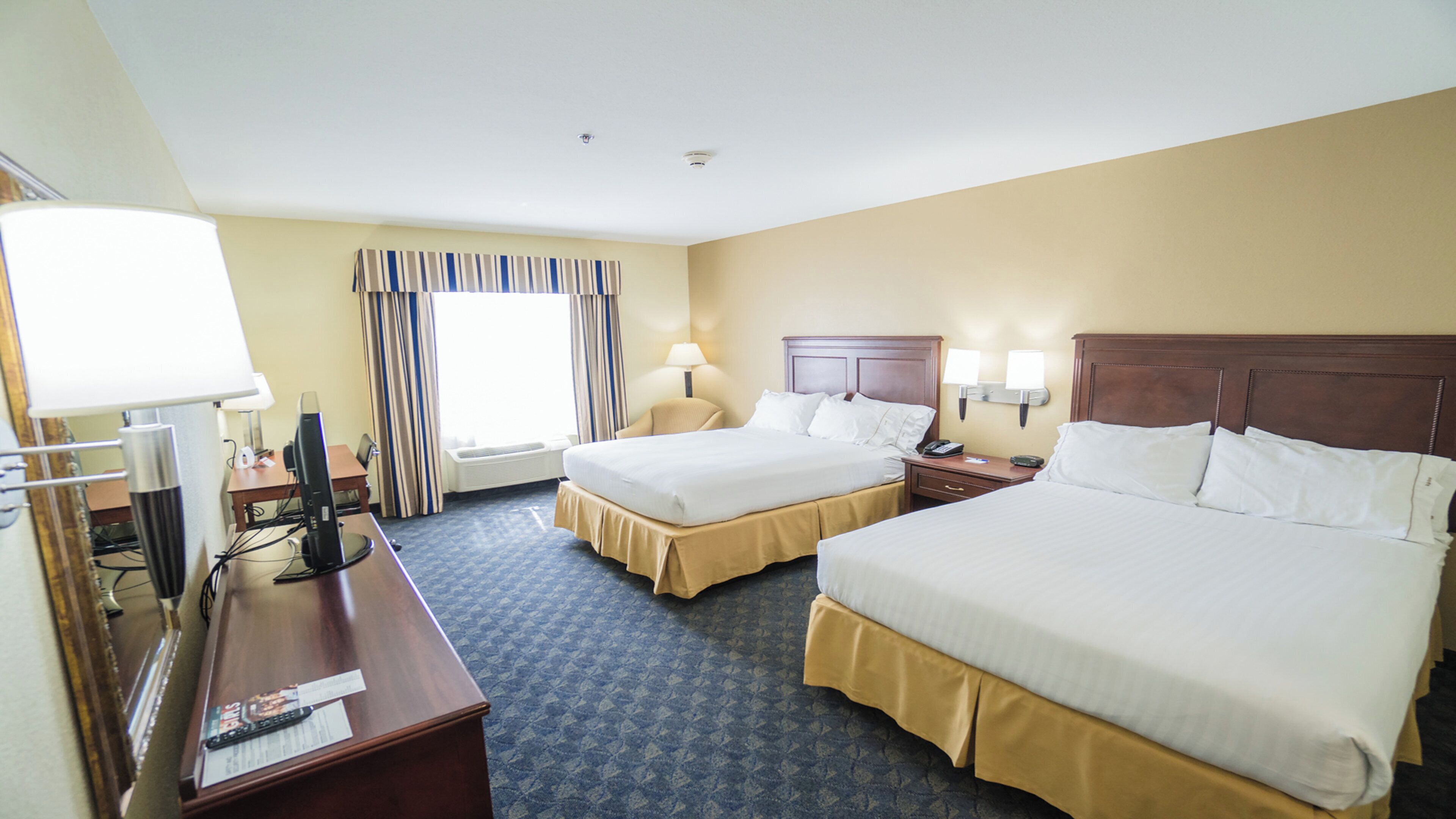 Photo - Holiday Inn Express Hotel & Suites Pampa by IHG