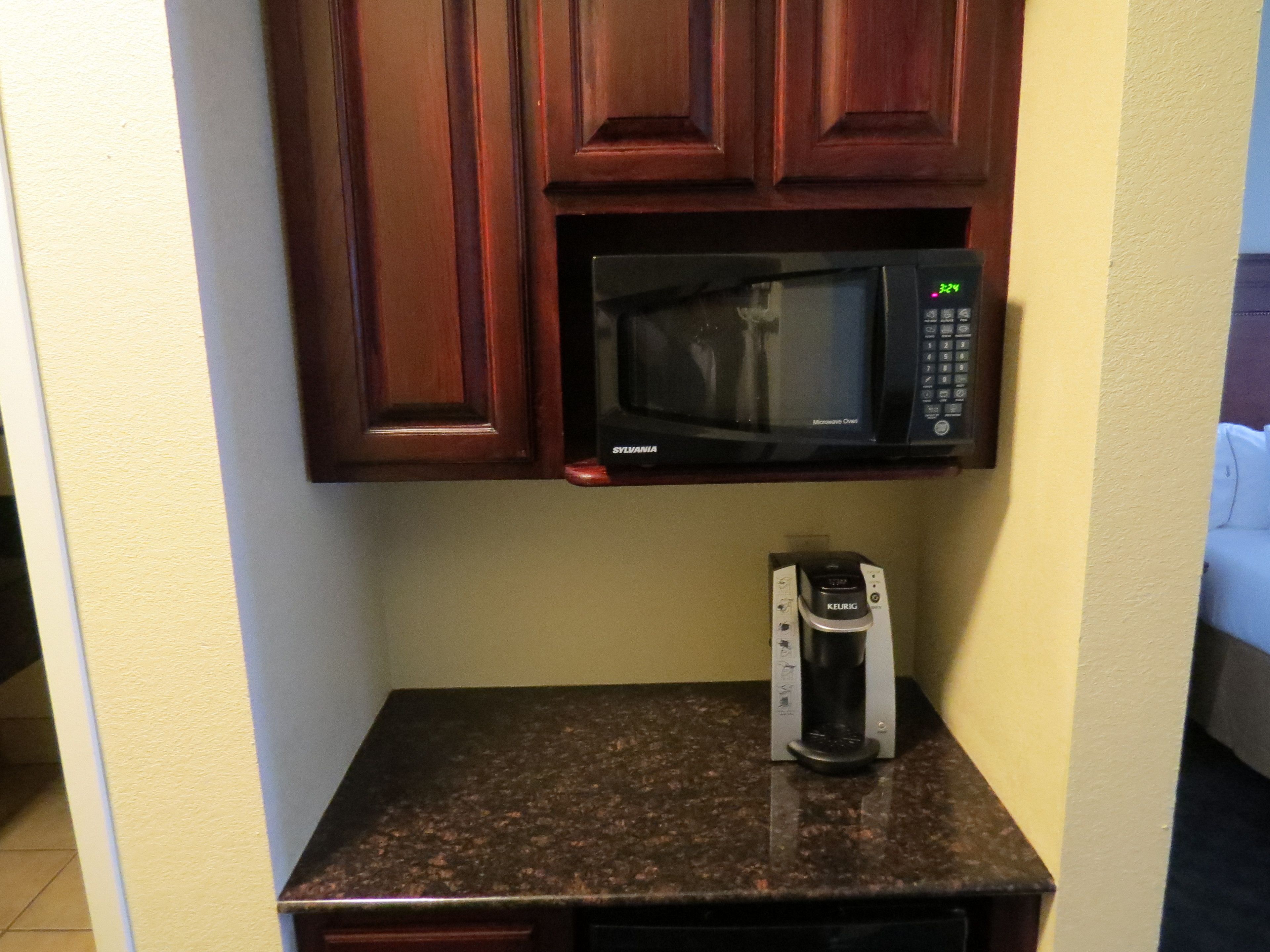 in-room safe, desk, iron/ironing board, free rollaway beds