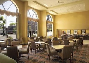 Desayuno buffet incluido todos los días