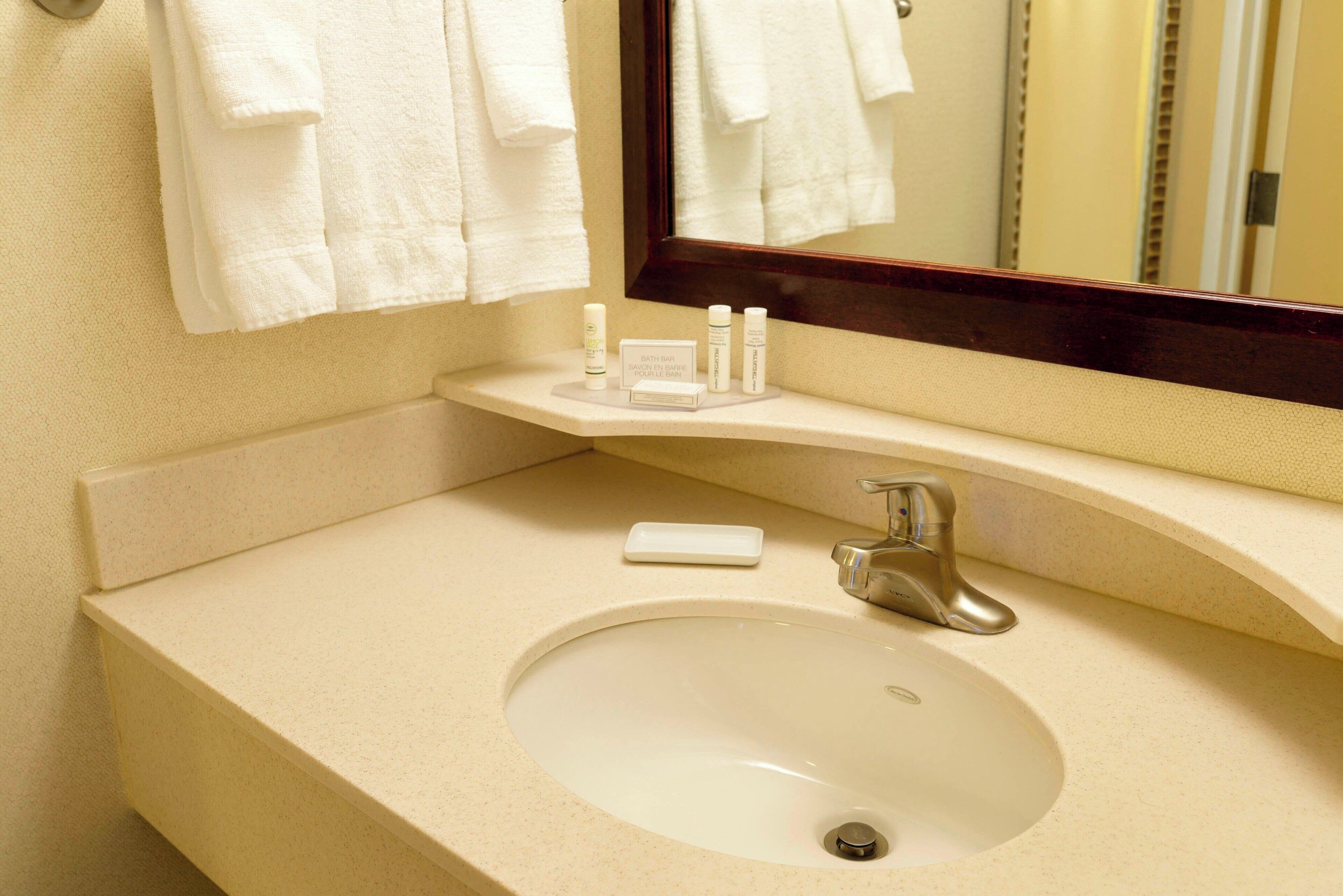 combined shower/bathtub, free toiletries, hair dryer, towels