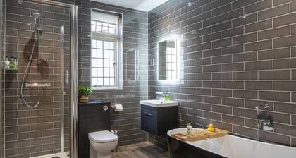 The Tudor House Hotel, Tewkesbury, Gloucestershire