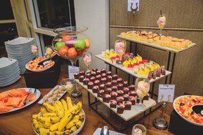 Buffet - Hotel Topaz (Kandy)