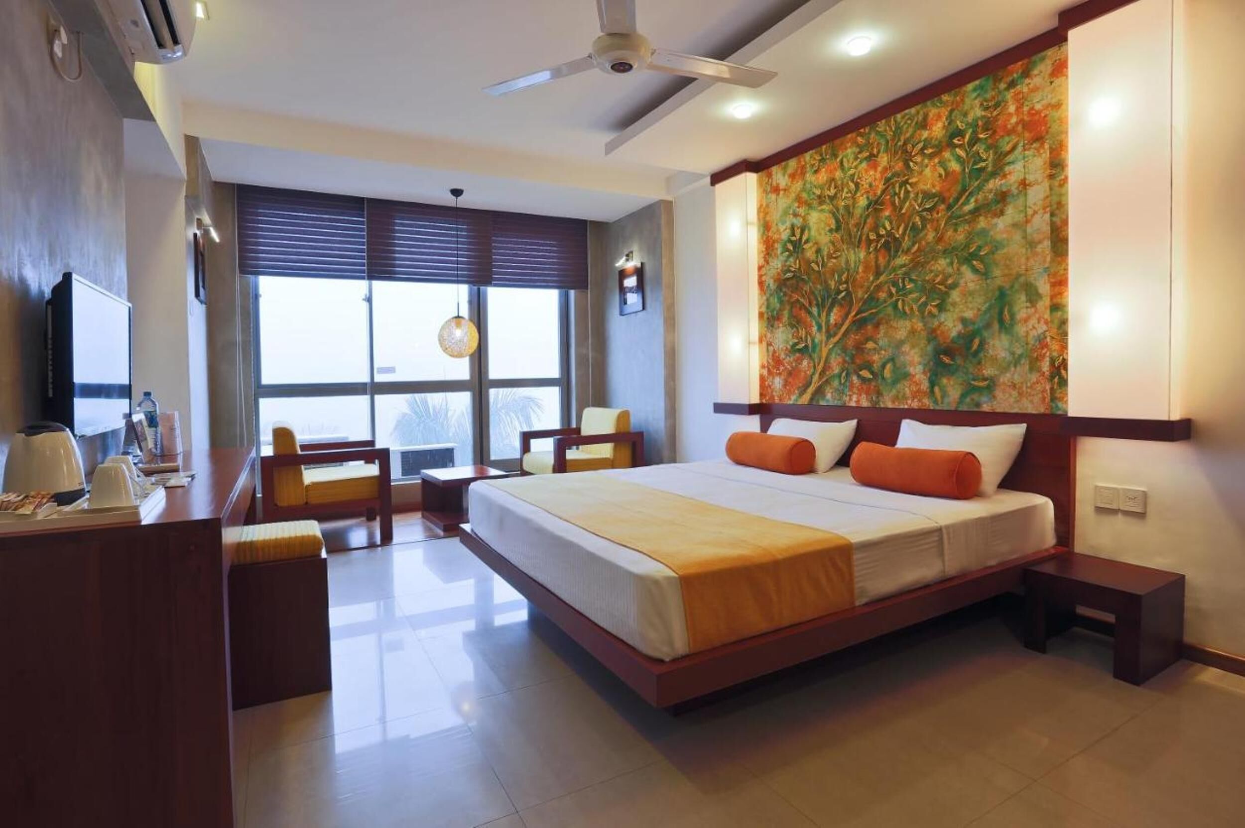 1 bilik tidur, peralatan tempat tidur premium, busa memori, bar mini 