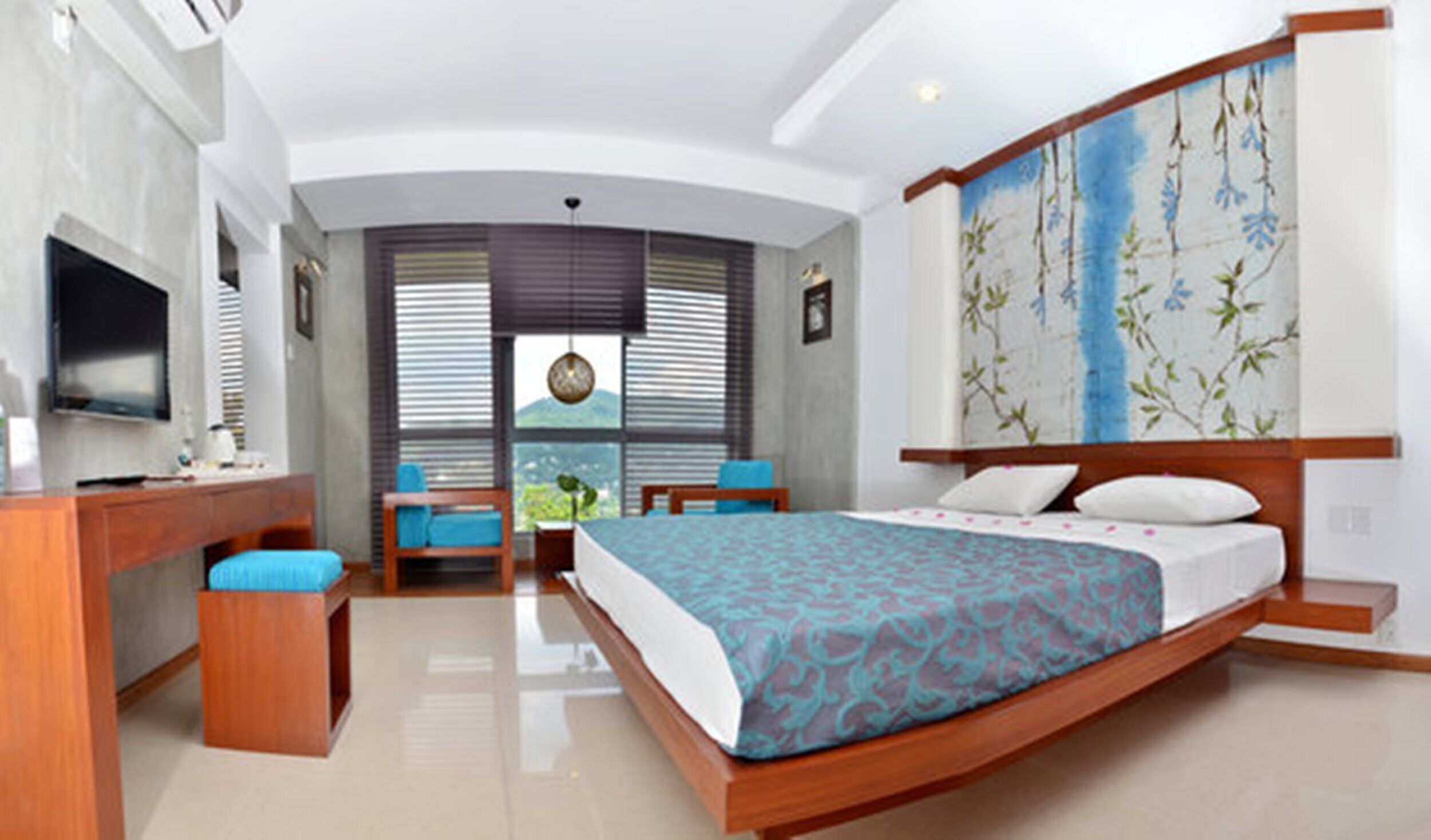 1 bilik tidur, peralatan tempat tidur premium, busa memori, bar mini 