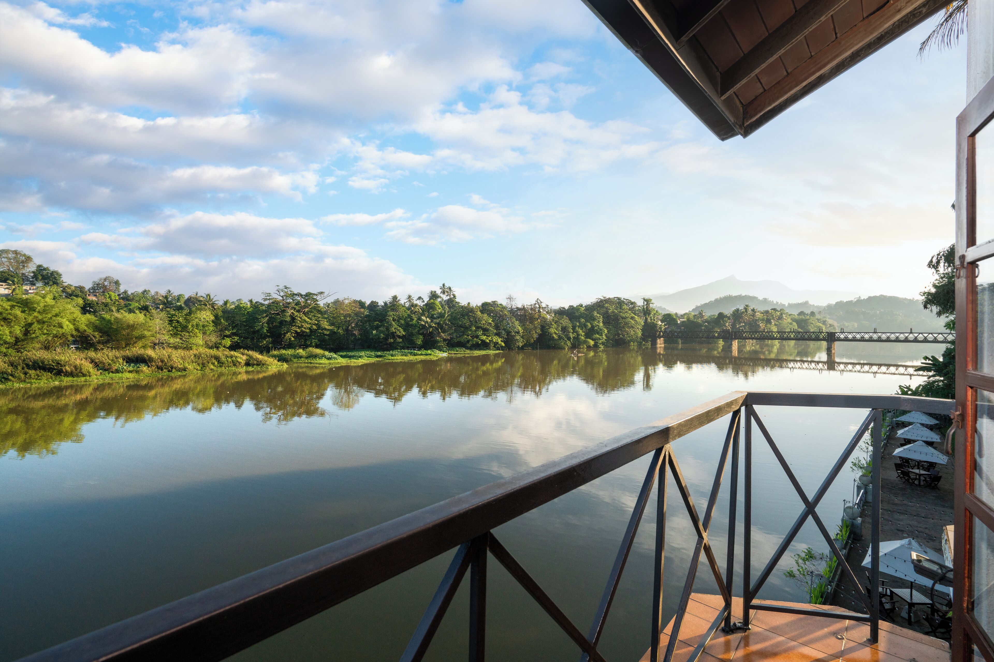 Photo - Mahaweli Reach Hotel