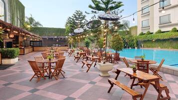 2 restaurants, breakfast, lunch, dinner served; Indonesian cuisine