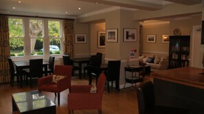 Bar (on property) - The Westwood Hotel (Oxford)