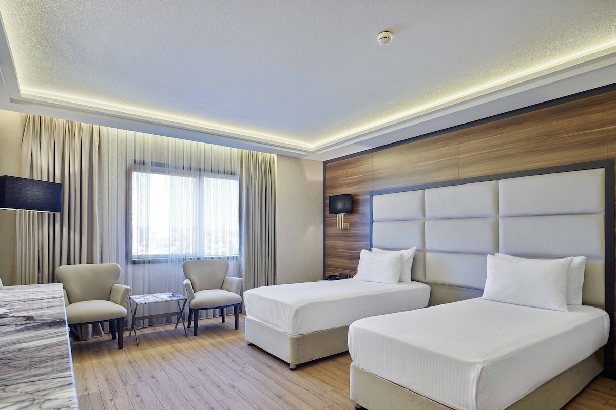 Superior Twin kamer | Lakens van Egyptisch katoen, luxe beddengoed, een minibar
