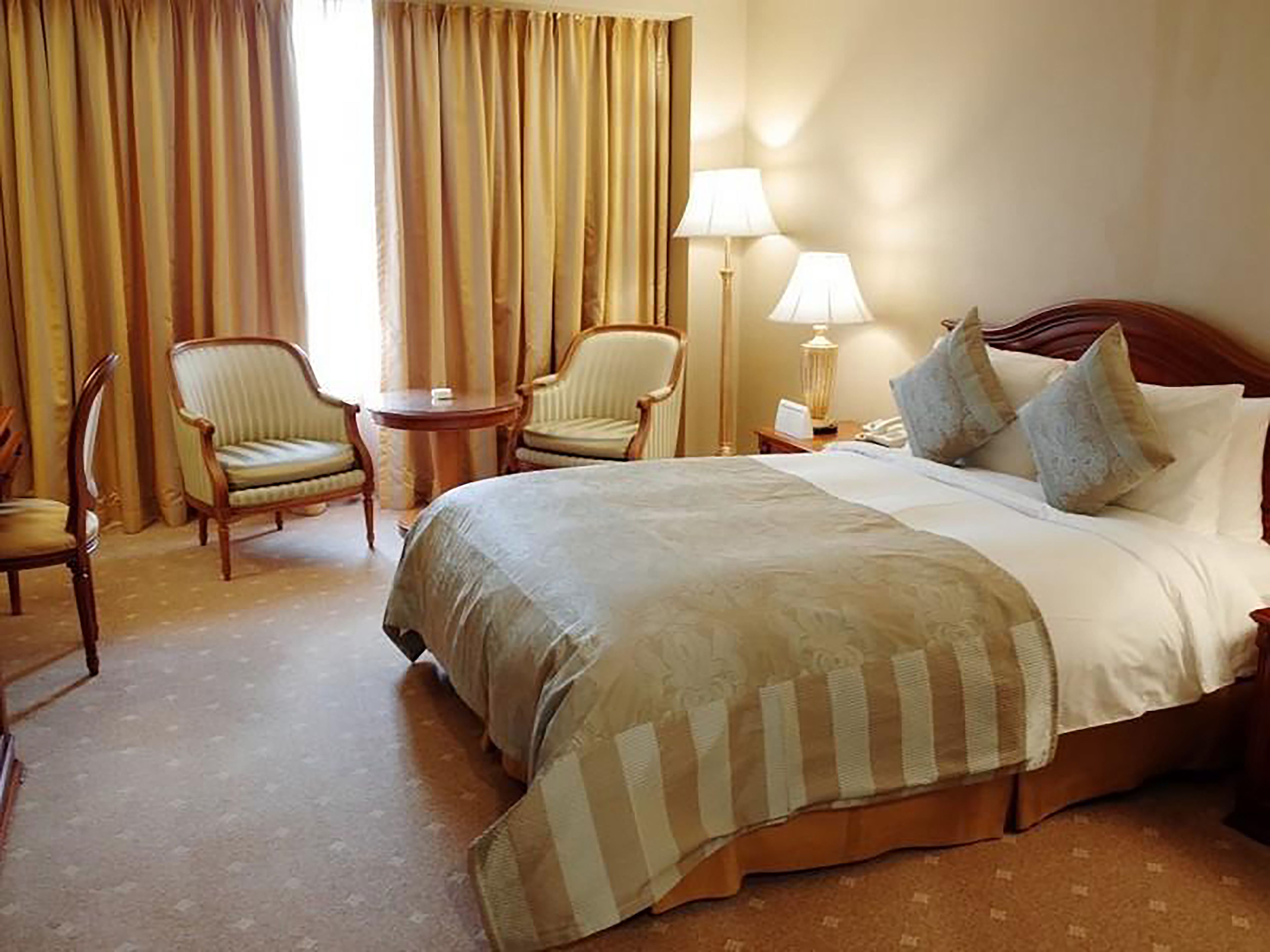 In-room safe, desk, free WiFi, bed sheets