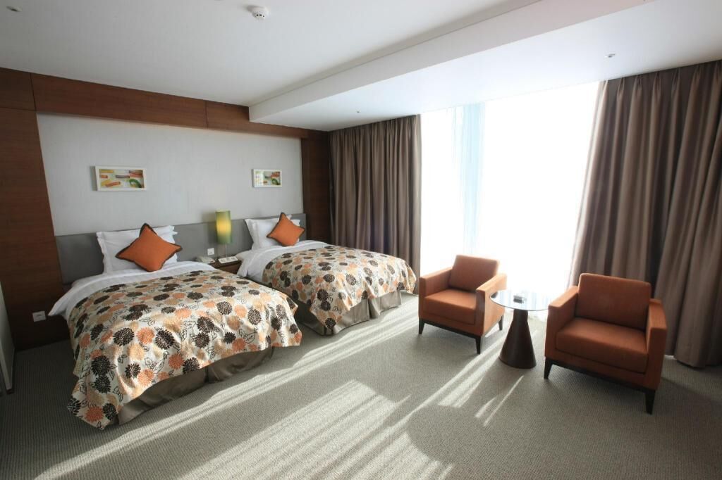 In-room safe, desk, free WiFi, bed sheets