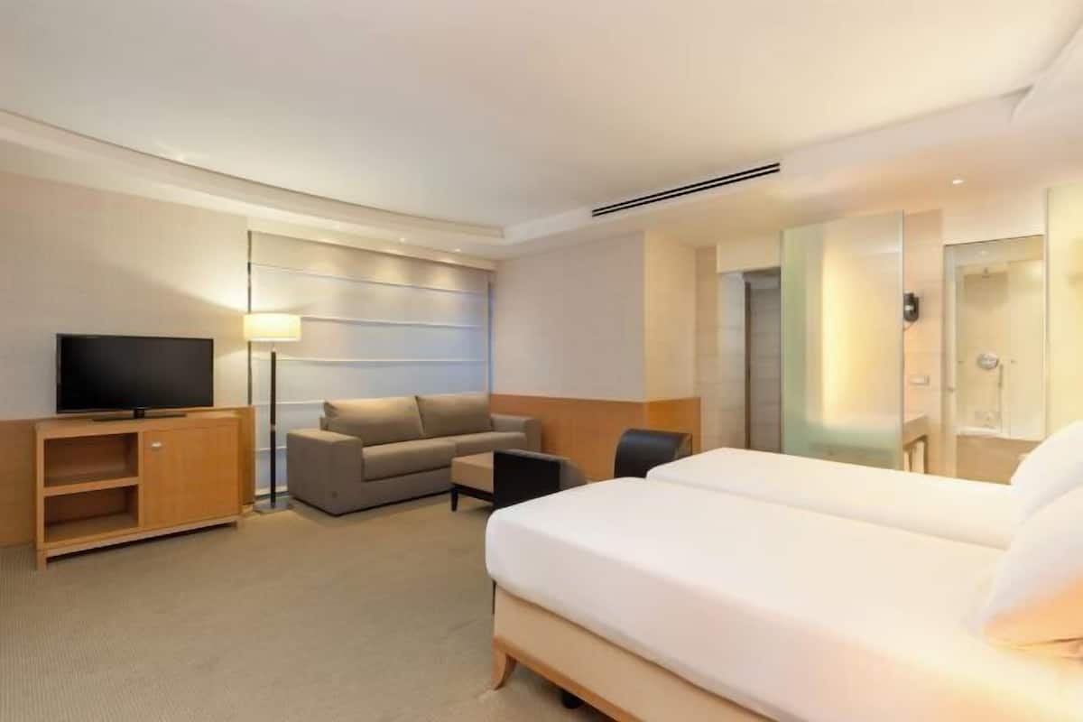 2 bilik tidur, peralatan tempat tidur premium, gebar bulu kapas
