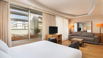 Familien-Doppelzimmer, Balkon | 2 Schlafzimmer, hochwertige Bettwaren, Daunenbettdecken