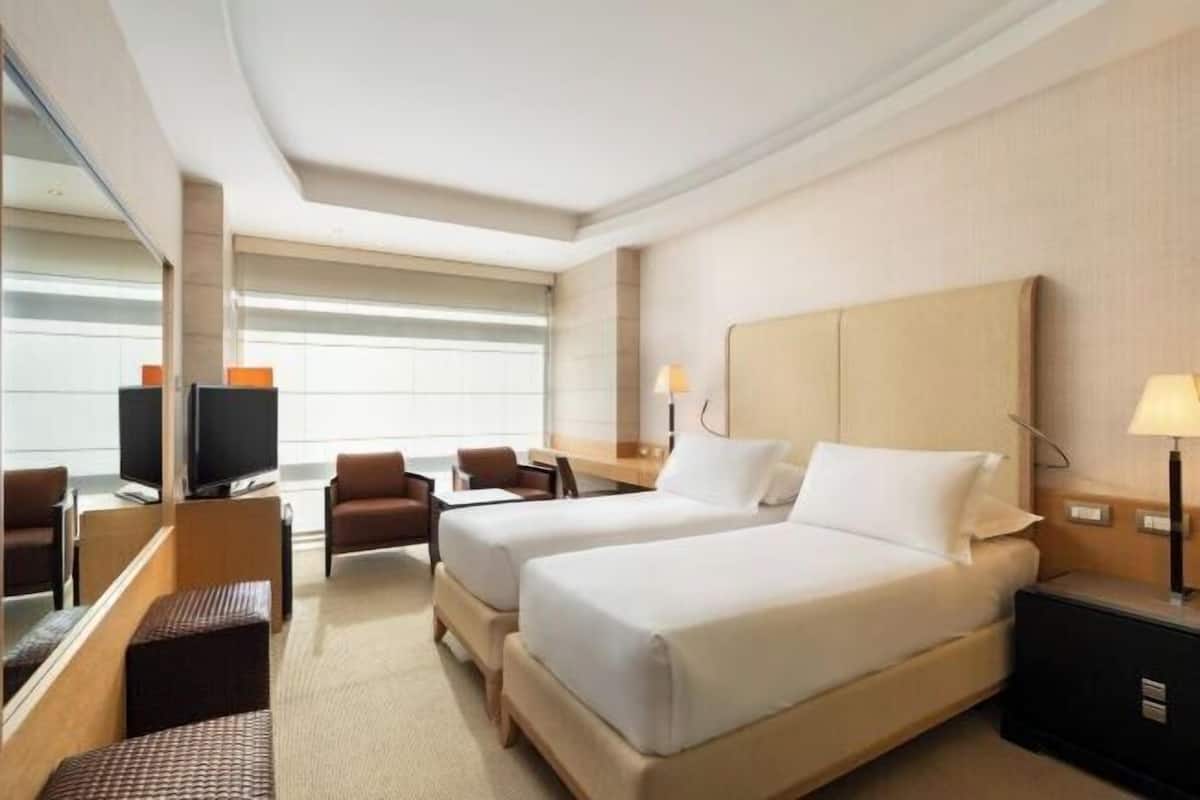 2 bilik tidur, peralatan tempat tidur premium, gebar bulu kapas