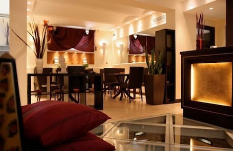 Lobby. Hotel Latinum