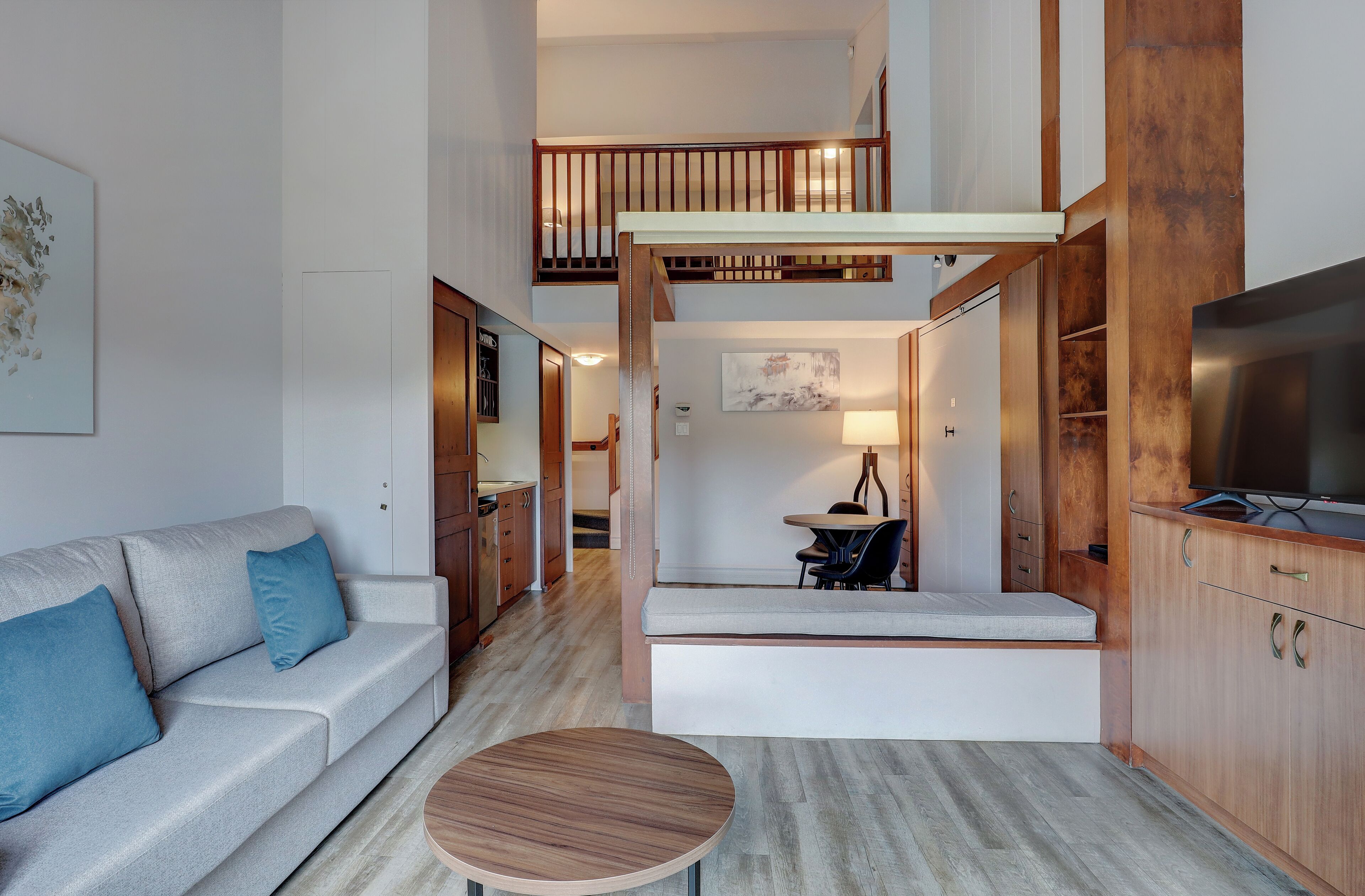 Literie hypoallergénique, minibar, coffres-forts dans les chambres