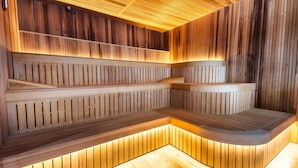 Behandlungsräume für Paare, Sauna, Whirlpool, Körperbehandlungen