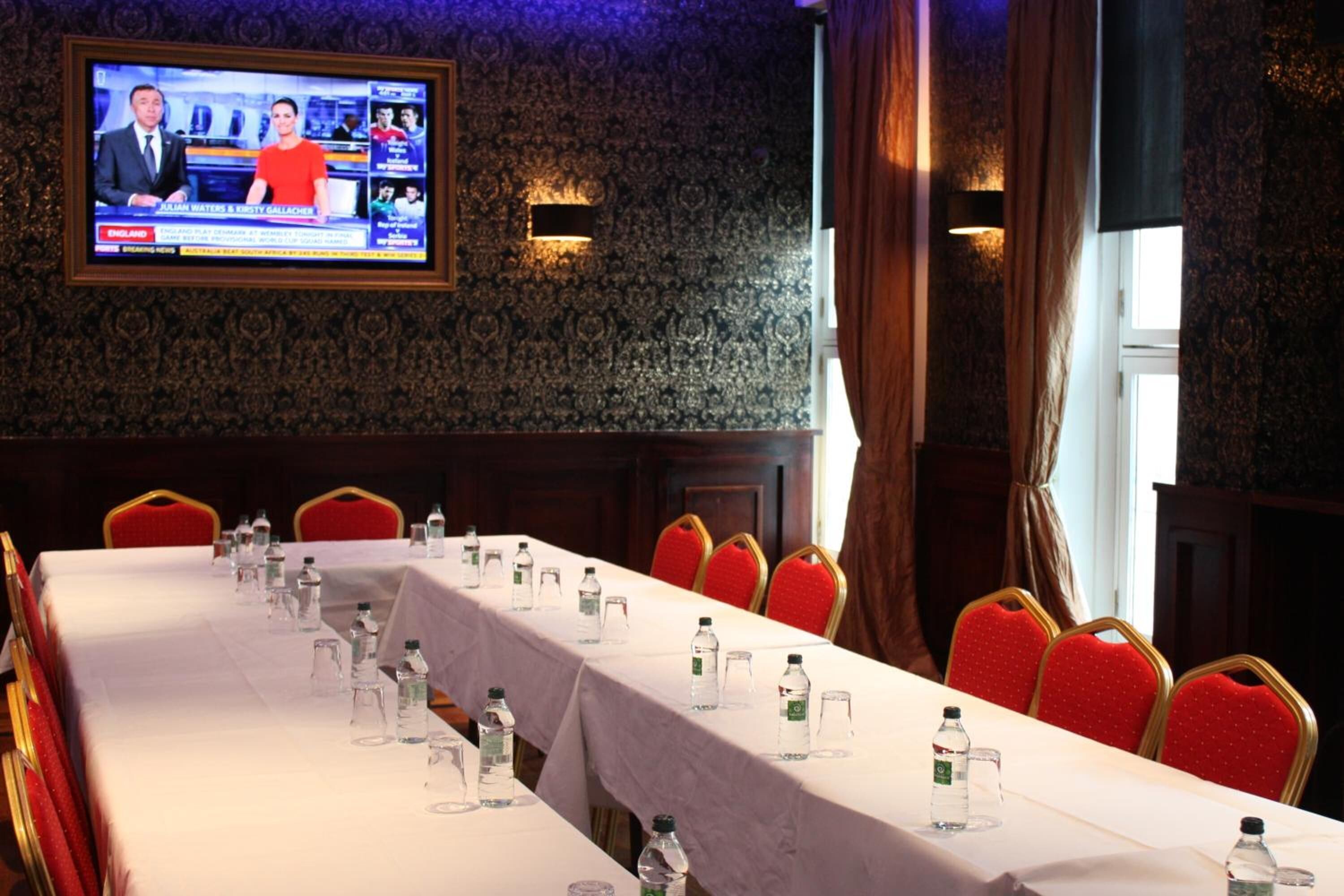 Photo - Jackson Court Hotel