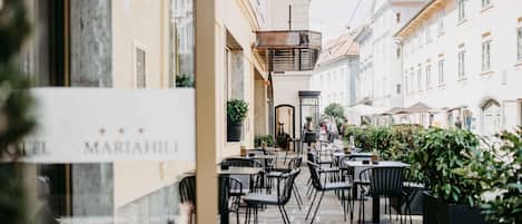 Extérieur