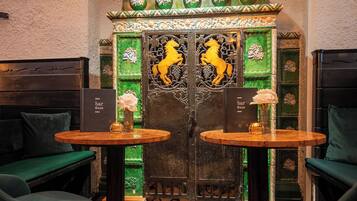 Bar (in der Unterkunft)