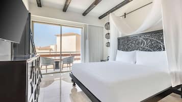 Suite | Luxe beddengoed, een kluis op de kamer, een strijkplank/strijkijzer