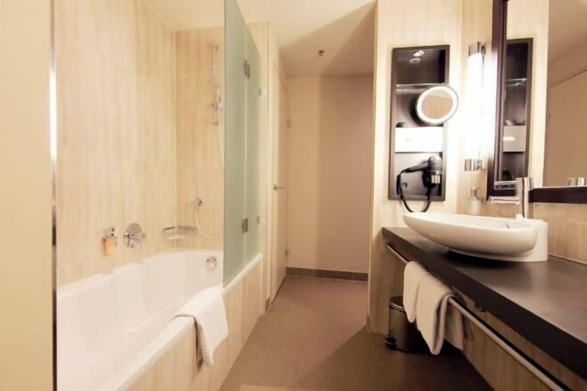 Free toiletries, hair dryer, towels, soap
