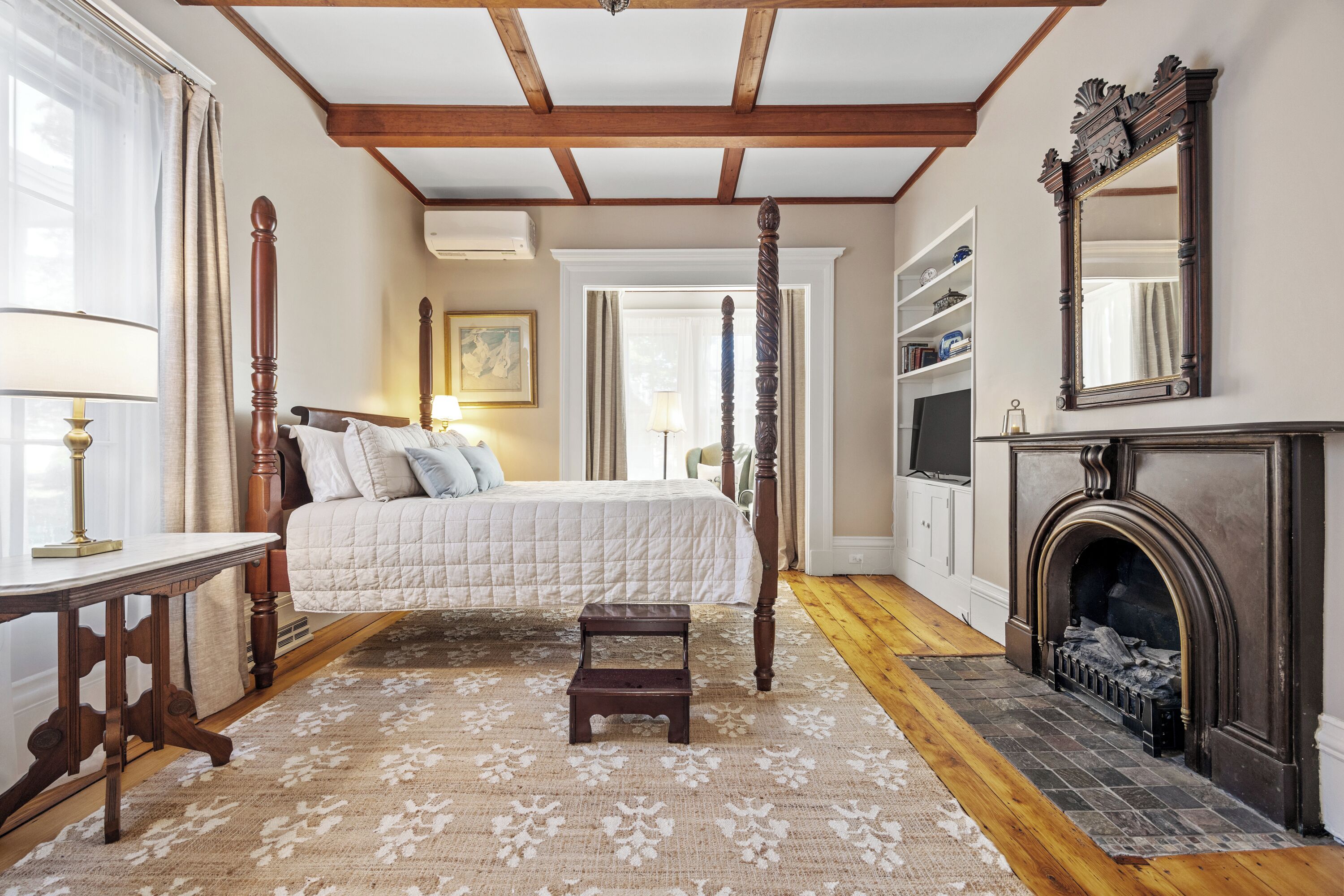 Chambre Standard, 1 très grand lit, non-fumeurs (Dr. Samuel Beale) | Décoration personnalisée, Wi-Fi gratuit, draps fournis