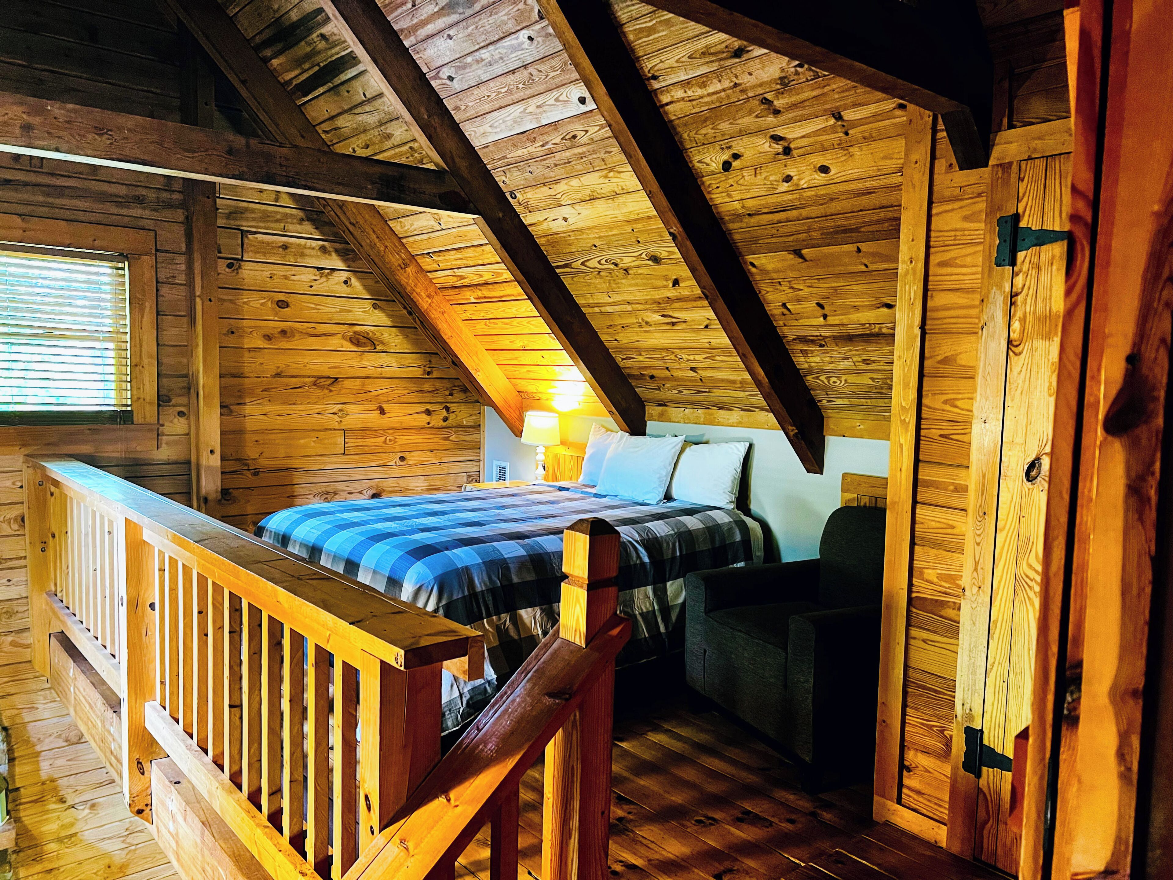 Cabin, 3 Bedroom, Loft | Wifi gratis y ropa de cama