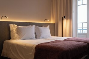 Minibar, safe på rommet, skrivebord og wi-fi (inkludert)