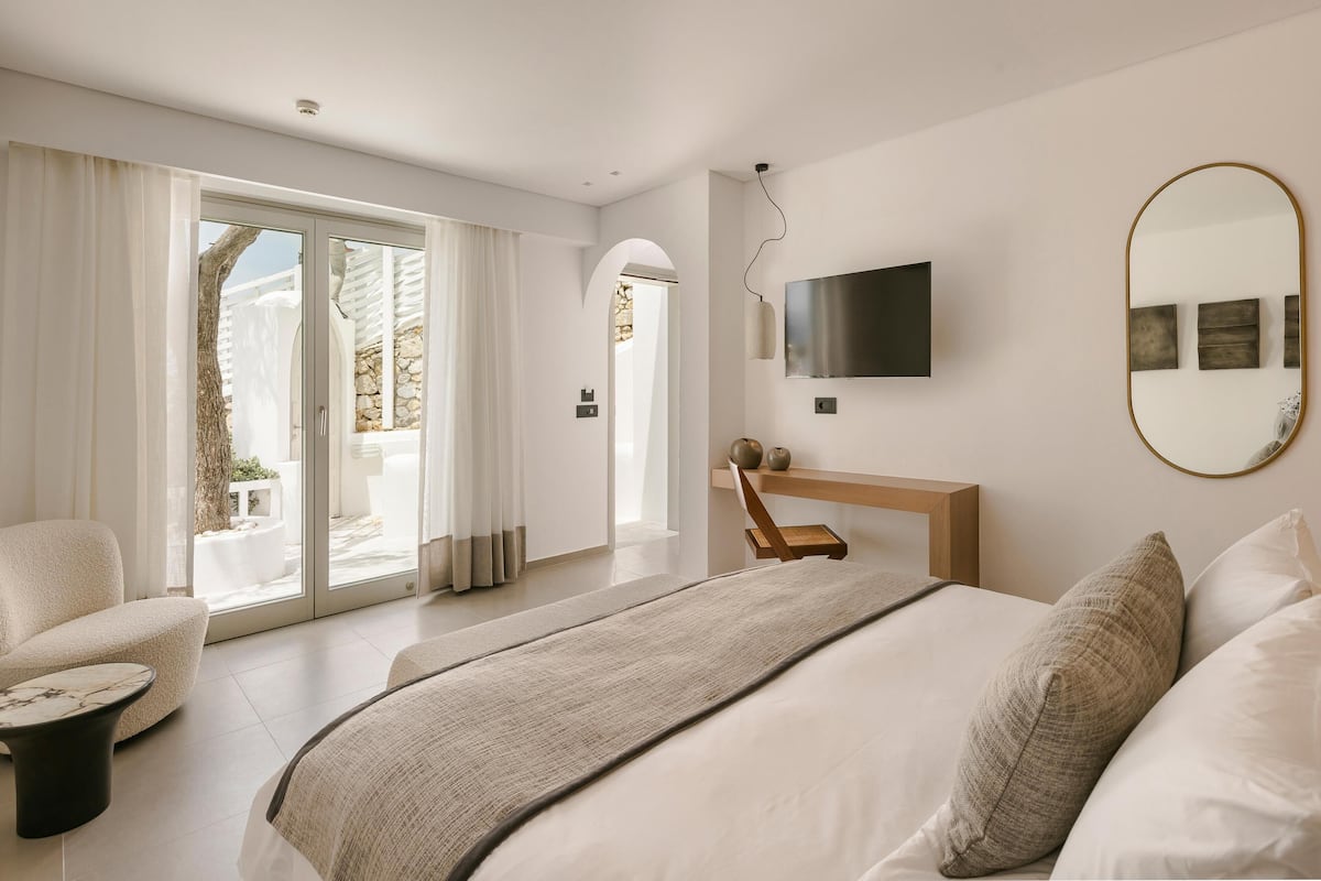 Premium bedding, minibar, in-room safe, individually decorated