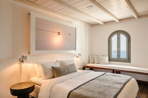 Premium Suite | Premium bedding, minibar, in-room safe, individually decorated - Grace Mykonos (Mykonos)