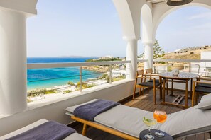 Breakfast and lunch served - Grace Mykonos (Mykonos)