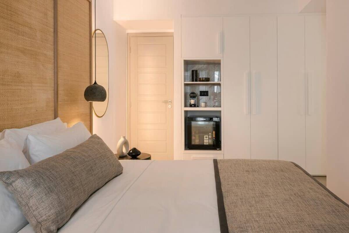 Deluxe Room, 2 Bedrooms | Premium bedding, minibar, in-room safe, blackout drapes