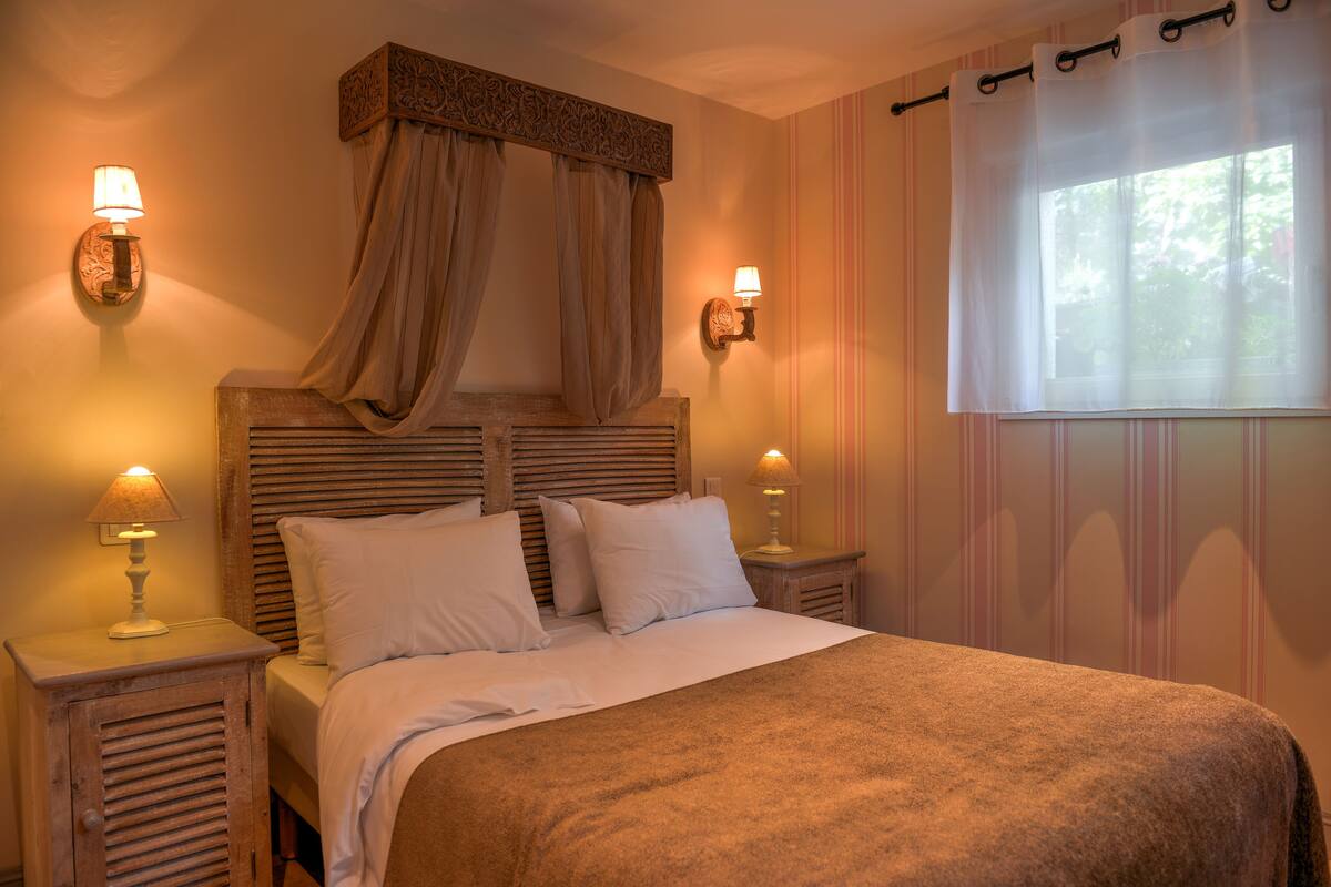 Single Room, Garden Area