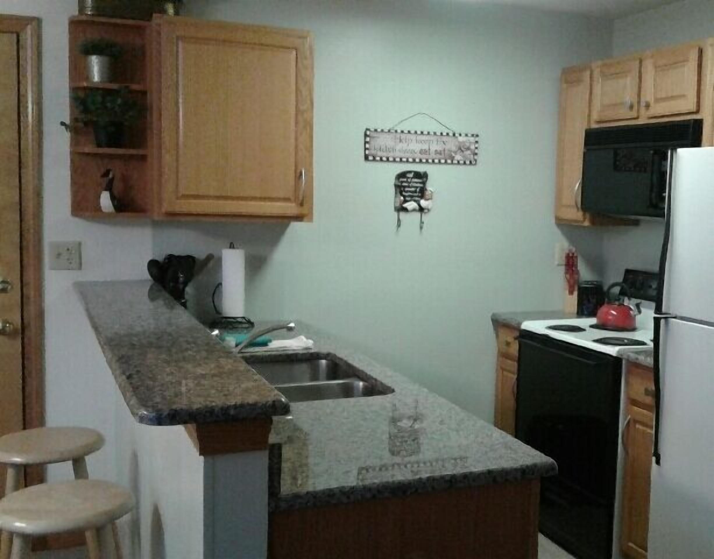 suite, 2 bedrooms, kitchen, golf course or mountain view | private kitchen | dishwasher, coffee/tea maker, cookware/dishes/utensils