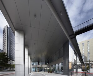 Front of property - Hotel Primus Valencia (Valencia)