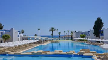 Indoor pool, 2 outdoor pools, pool umbrellas, pool loungers