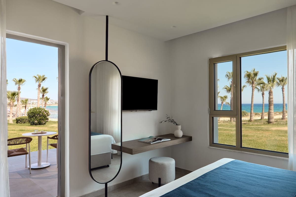 One Bedroom Suite Sea View | Ausblick vom Zimmer