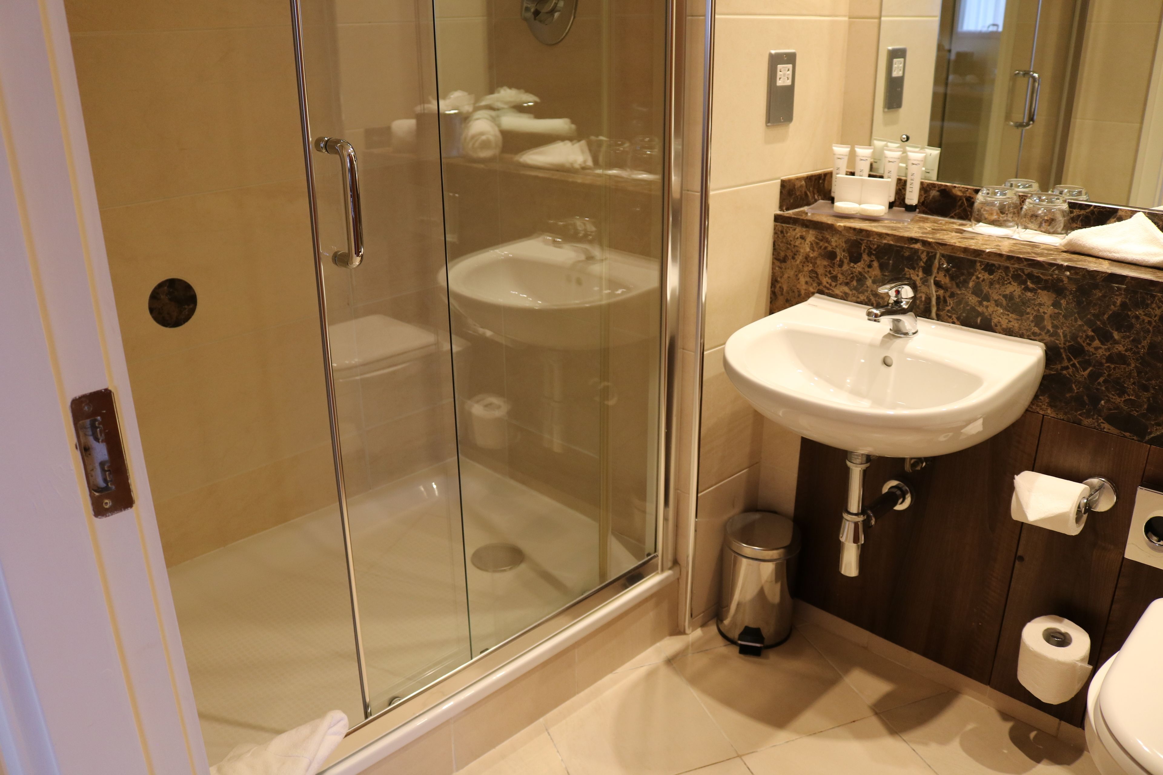 executive double room | 1 bedroom, in-room safe, desk, blackout curtains