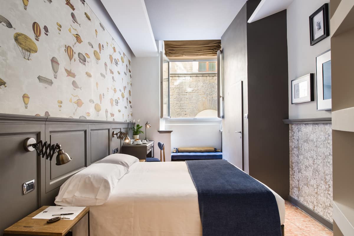 Minibar, in-room safe, desk, blackout curtains