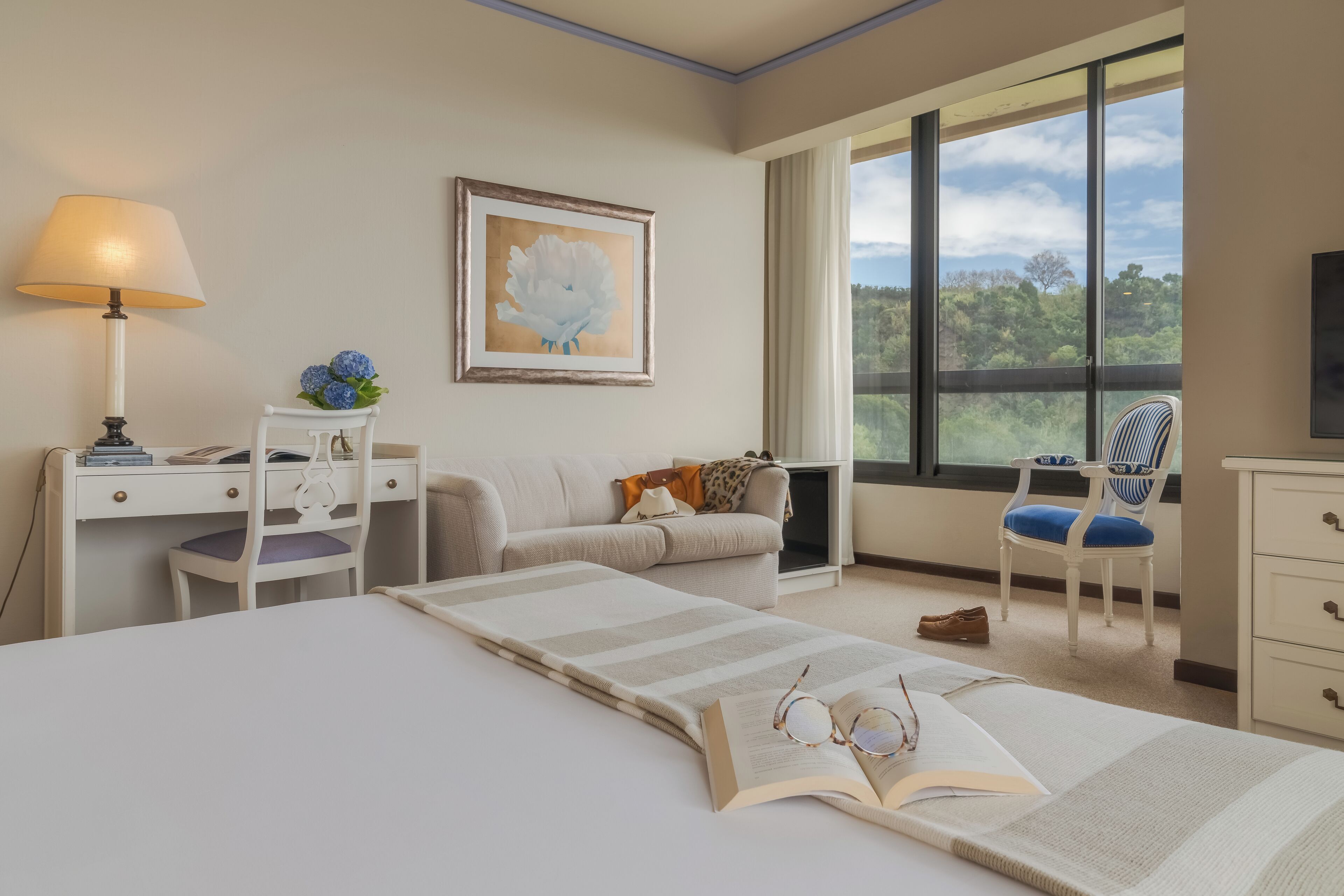 double room, sea view | minibar, blackout curtains, free wifi, bed sheets