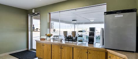 Free continental breakfast