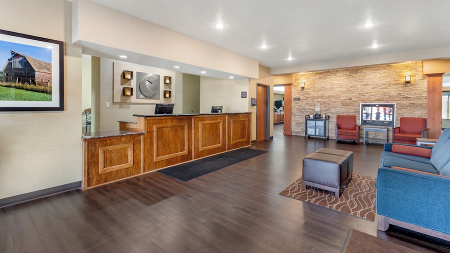 Comfort Inn & Suites Mitchell I-90